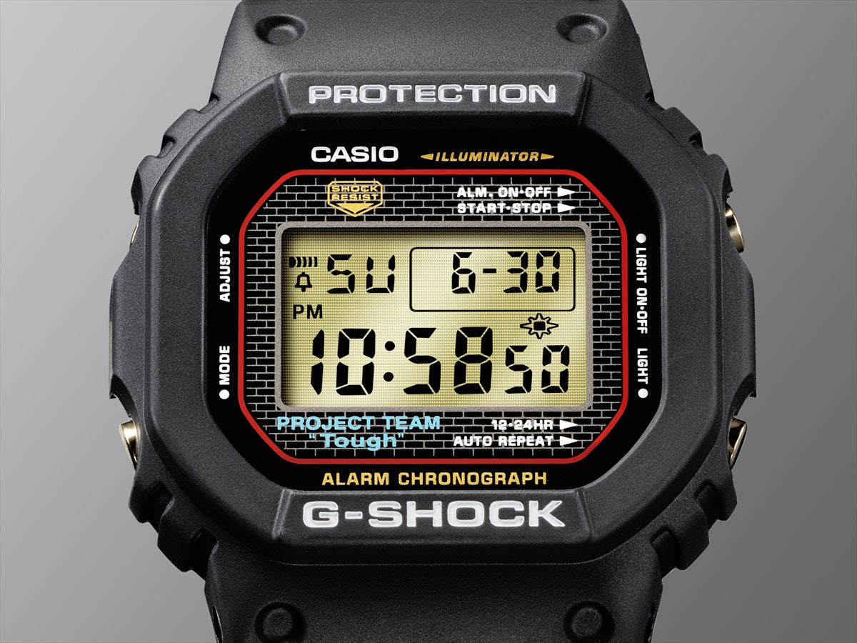 激安】 G-SHOCK40周年記念モデル DW-5040PG-1JR 腕時計(デジタル